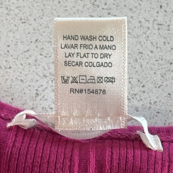 Bozzolo V-Neck Long Sleeve Crop Top - Fuchsia - Size L - Excellent Condition - Picture 10 of 10